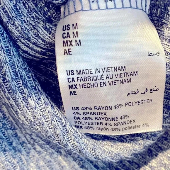 Inc International Concept V-Neck Puff-Sleeve Knit Top Rayon Blend Blue EUC Sz: M - Picture 4 of 10